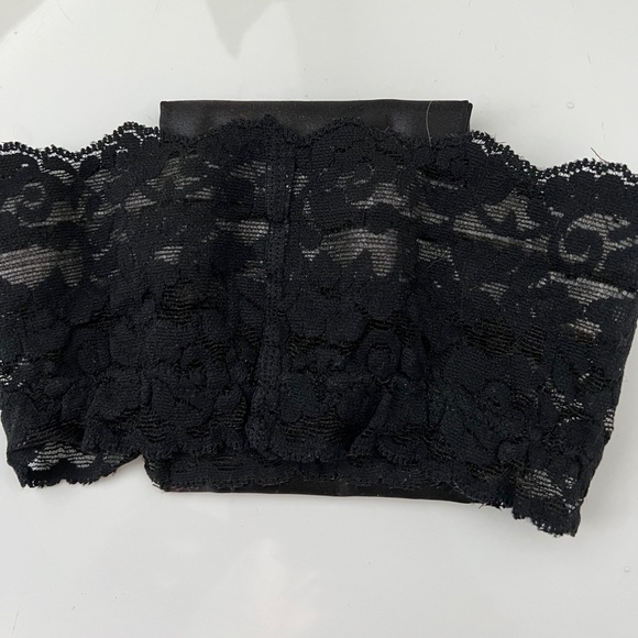 ☀️ 🆕 UNIQUE FIND - Garter with pocket - Picture 2 of 6